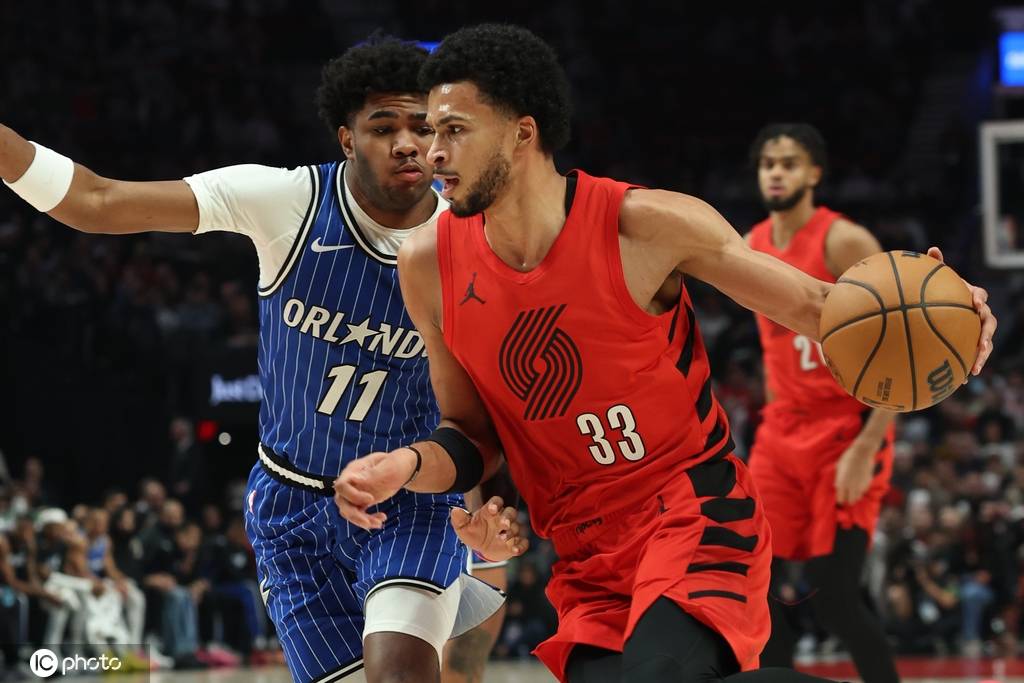 杨瀚森4分2板2助1断1帽贝恩23+4+5 开拓者不敌魔术